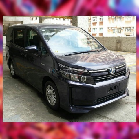 Used Toyota Voxy Van Minivan Hkd Hkcartrader